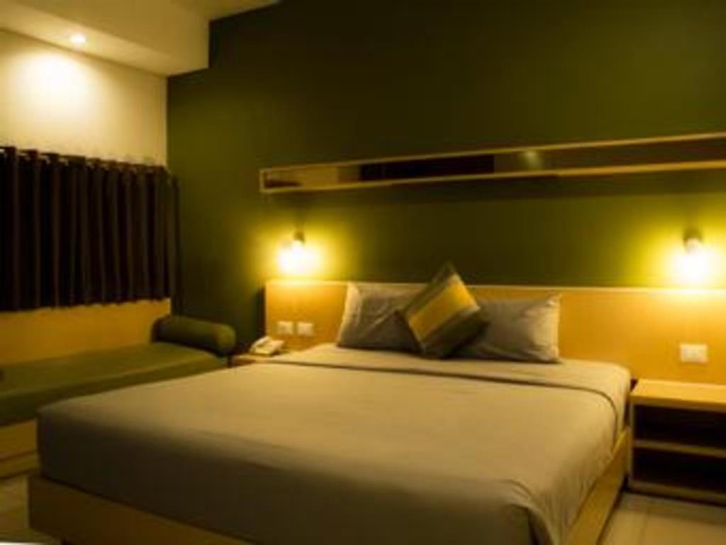 Hotel Tibera Taman Cibeunying Бандунг Экстерьер фото