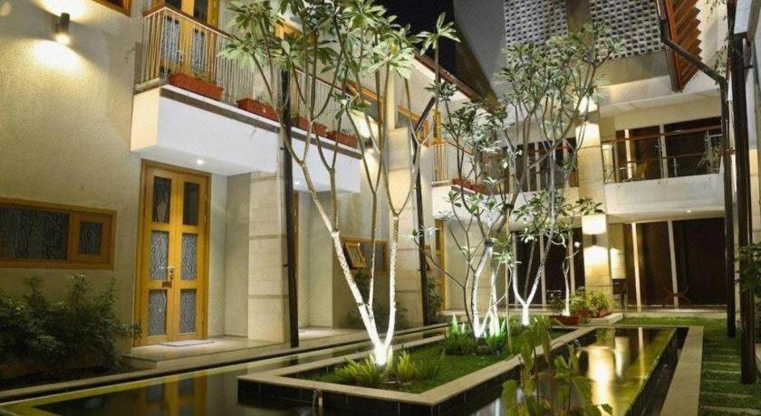 Hotel Tibera Taman Cibeunying Бандунг Экстерьер фото